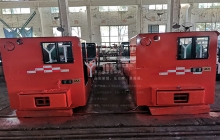 煥然一新的12噸工礦蓄電池電機(jī)車重返礦山