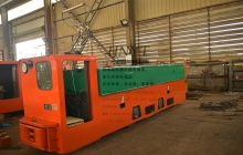 架線式蓄電池復(fù)式能源電機(jī)車現(xiàn)場(chǎng)視頻