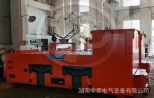 浙江一批14噸架線式湘潭電機(jī)車(chē)發(fā)往金礦